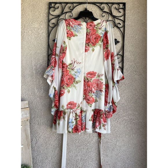 Betsey Johnson Floral Rose Bambi Bell Sleeve Dress - Size 6 - Multicolored - Picture 6 of 11